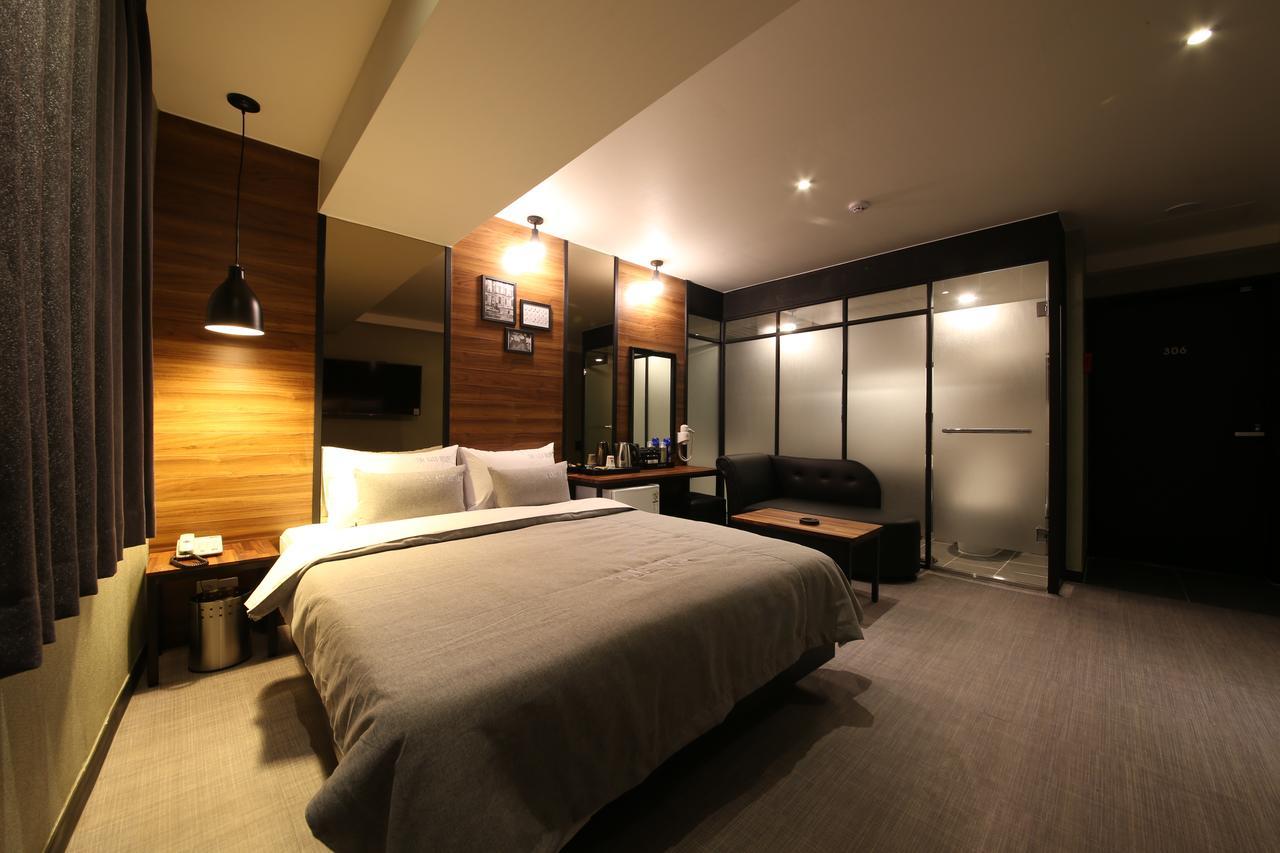 The Last Hotel Nampo Busan Exteriör bild